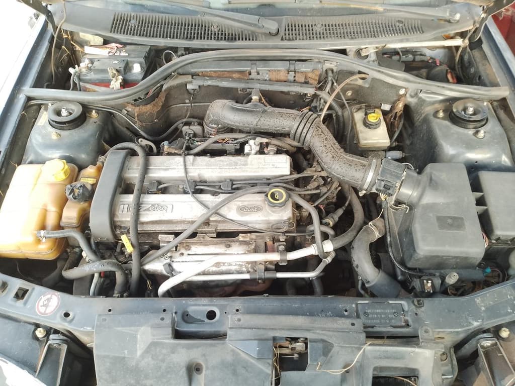 Ford Escort GL 16V H 1997 — foto 3