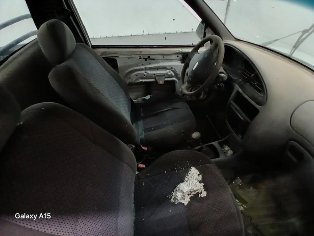 Ford Courier L 1.6 Flex 2008 — foto 2