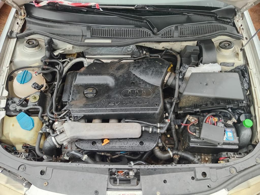 Audi A3 1.8t 2005 — foto 2