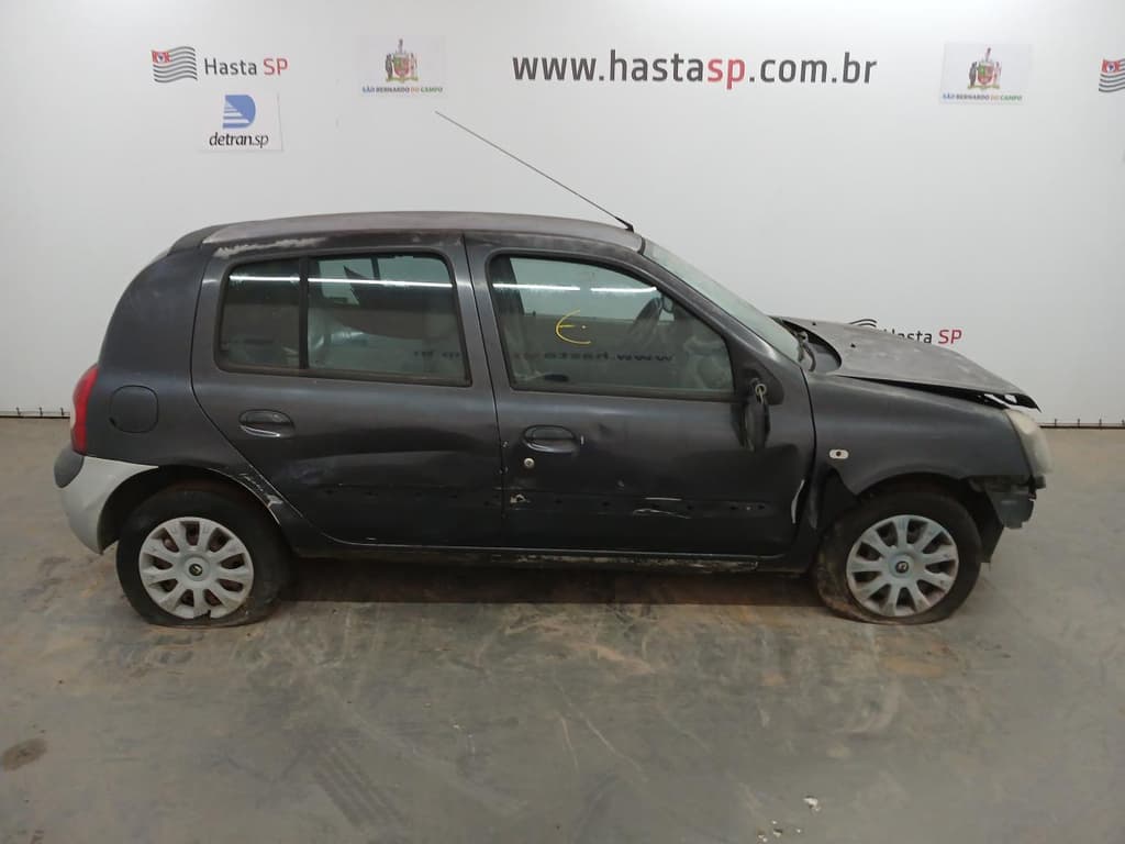 Renault Clio AUT 1.0 H 2003 — foto 6