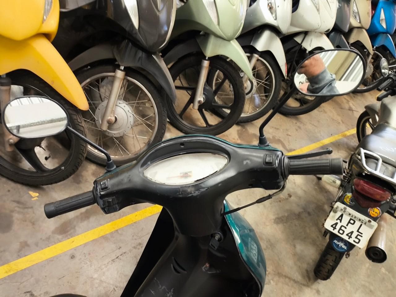 Honda C100 Biz, 2004 — foto 3