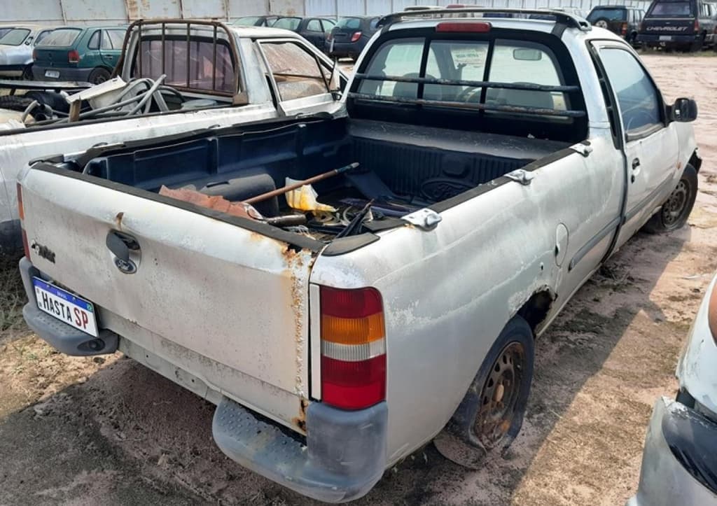 Ford Courier 1999 — foto 3