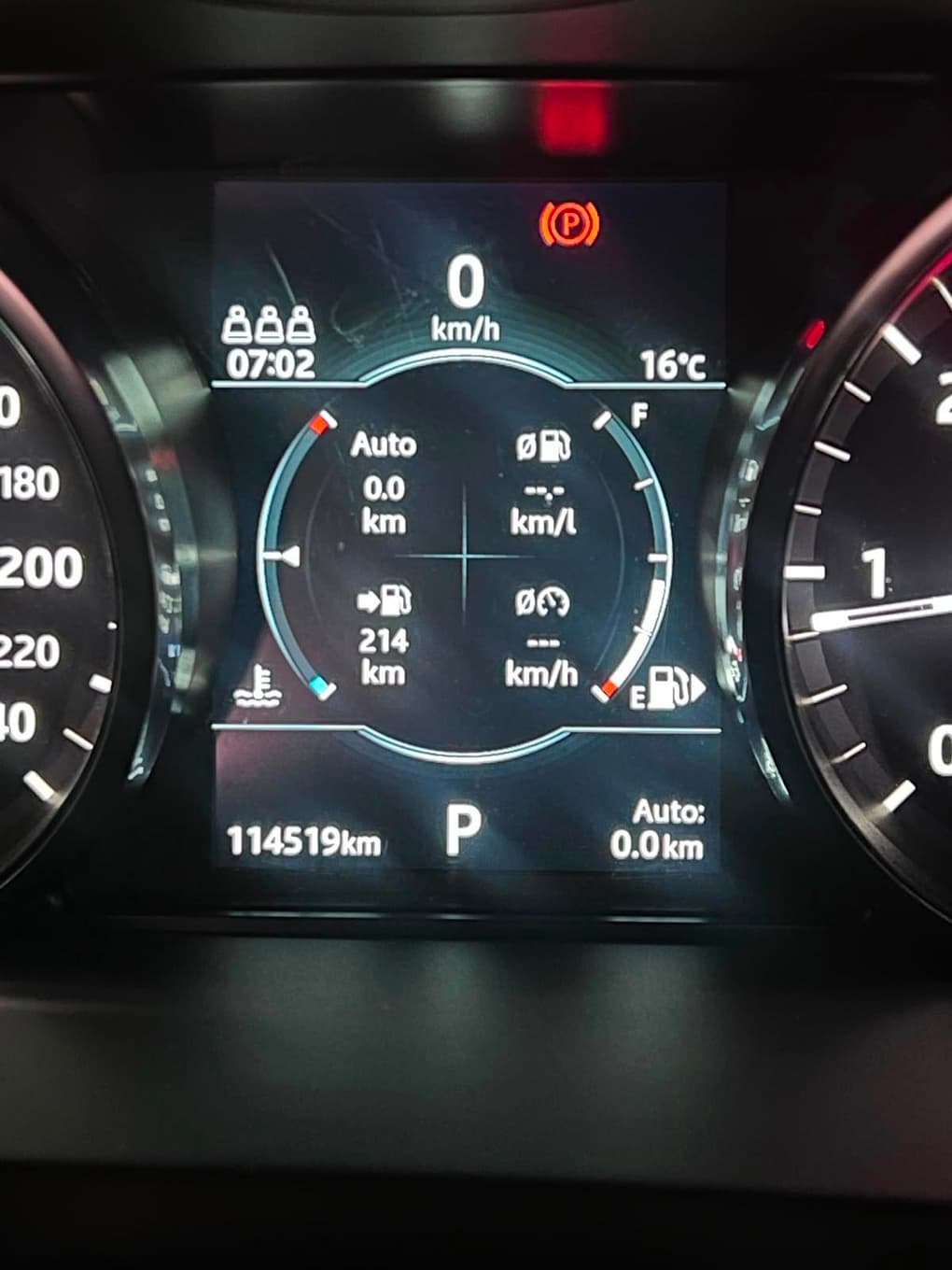 Land Rover Discovery 2019 — foto 3