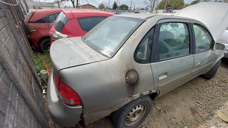 Chevrolet Chevrolet/classic LS 2011