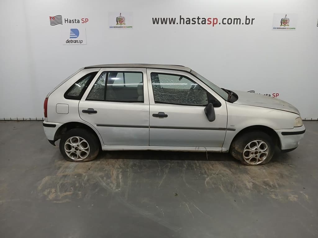 Volkswagen GOL 16V 2000, prata