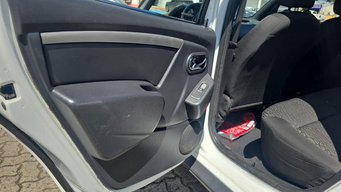 Renault Oroch 16 4X2 2018 — foto 15