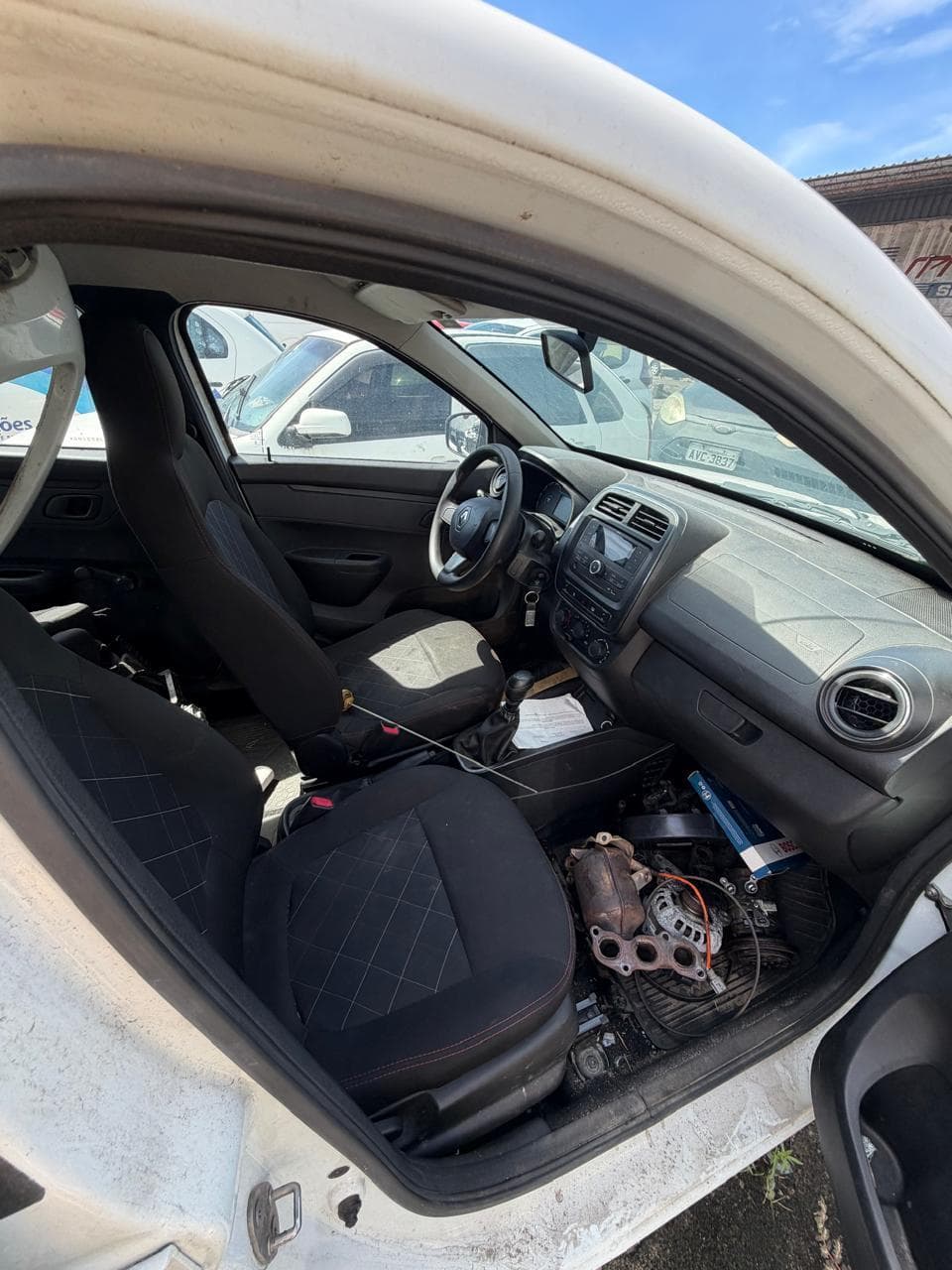 Renault Kwid 2024 — foto 3