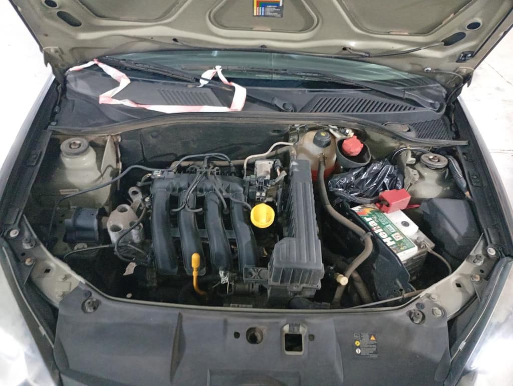Renault Clio AUT 10h3p 2013 — foto 6