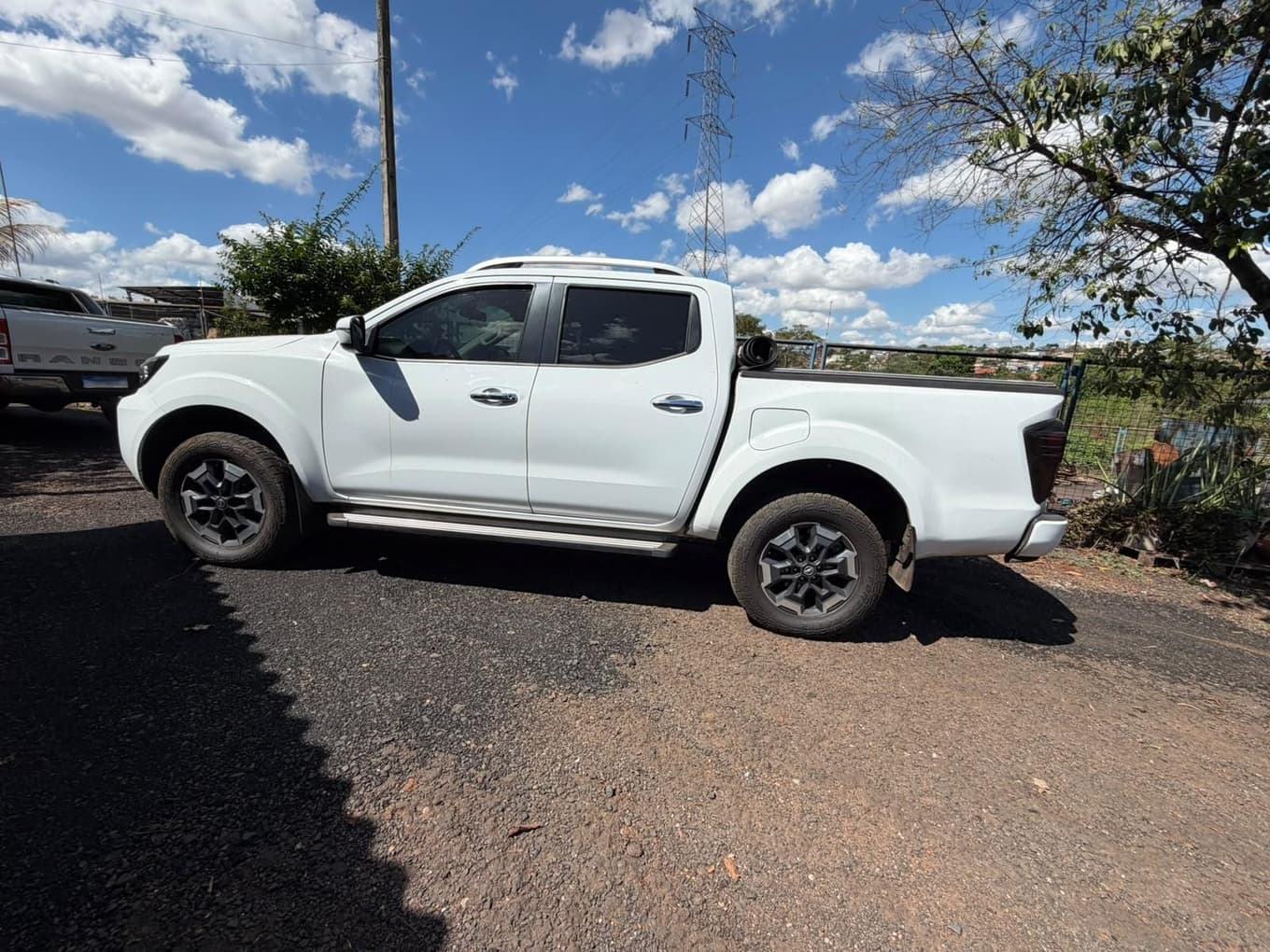 Nissan Frontier XE 4X4 2023 — foto 6