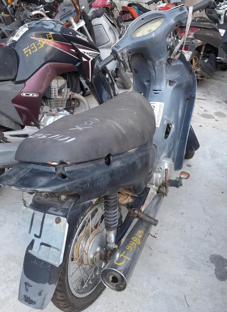 Honda C-100 BIZ 2004 — foto 3