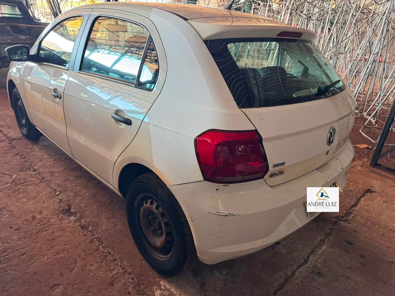 Volkswagen Gol 1.0l Mc4 - 2018 — foto 9