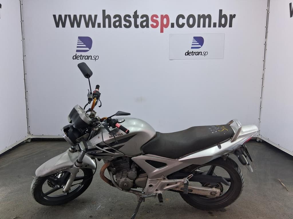 Honda CBX 250 Twister 2006 — foto 2
