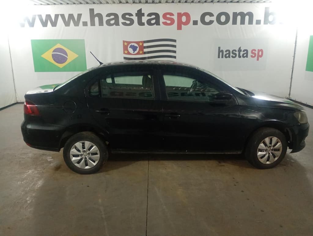 Volkswagen Novo Voyage 1.0 2013 — foto 6