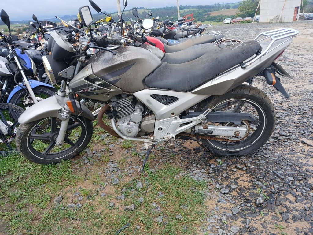 Honda CBX 250 Twister 2008 — foto 2