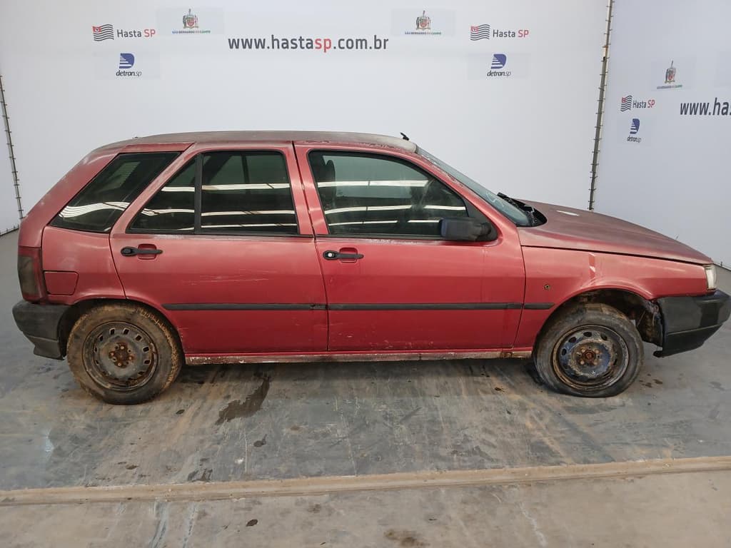 Fiat Tipo 1.6 IE 1995, vermelha