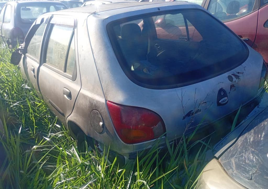 Ford Fiesta 1997 — foto 3