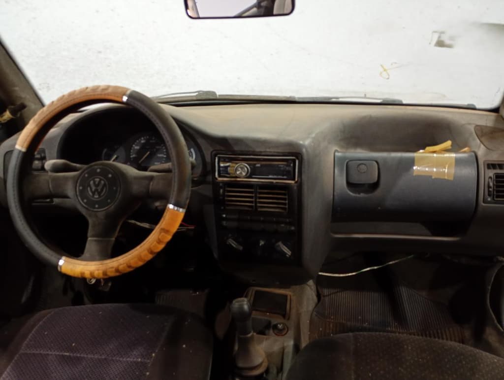 Volkswagen GOL 1000i 1996 — foto 5