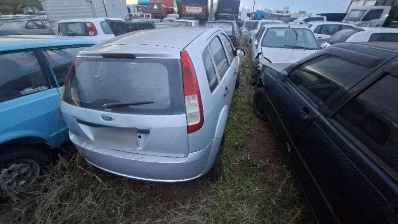 Ford Fiesta Flex 2008 — foto 3