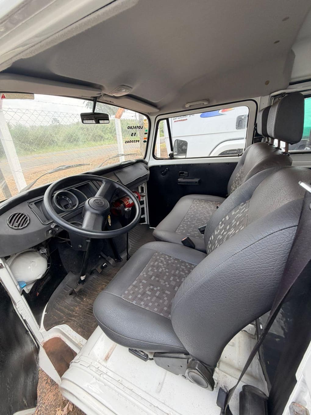 Volkswagen Kombi 2012 — foto 10