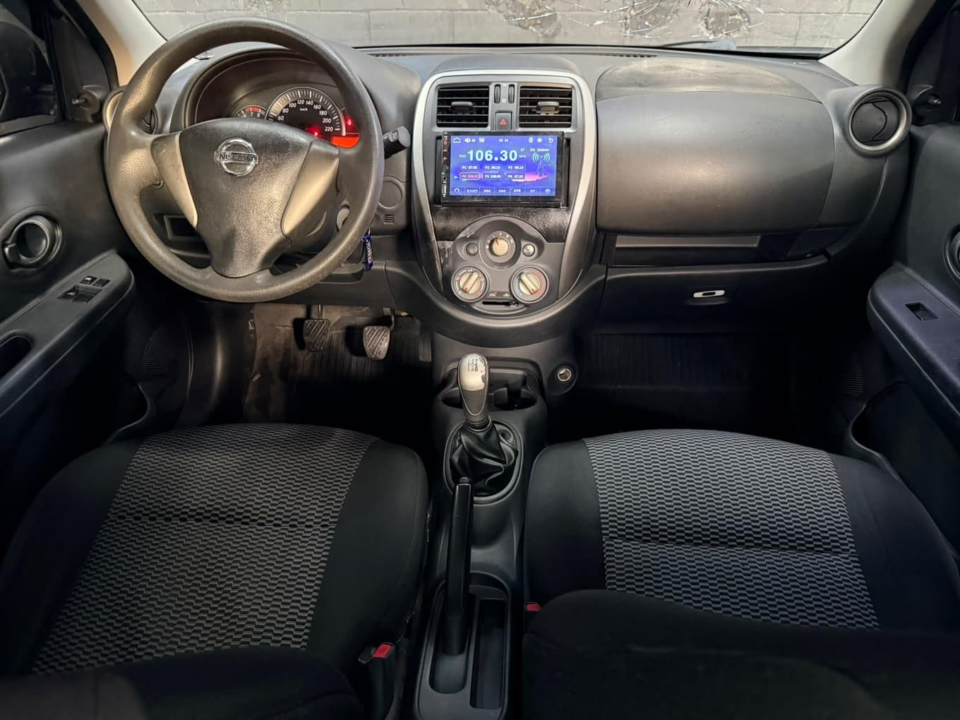 Nissan March 2016 — foto 6