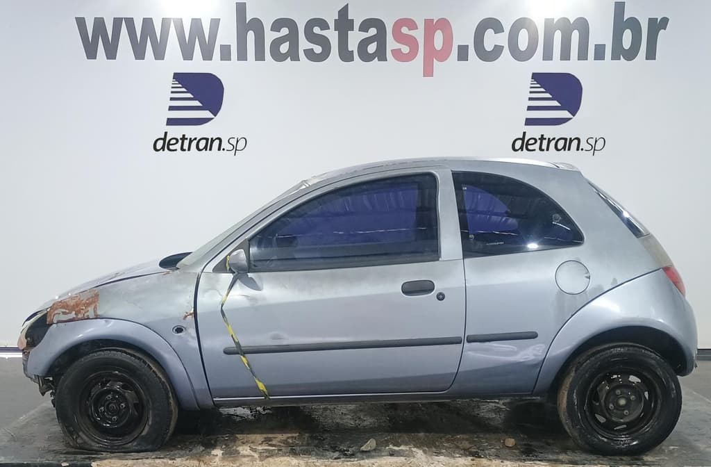 Ford KÁ 1998 — foto 2