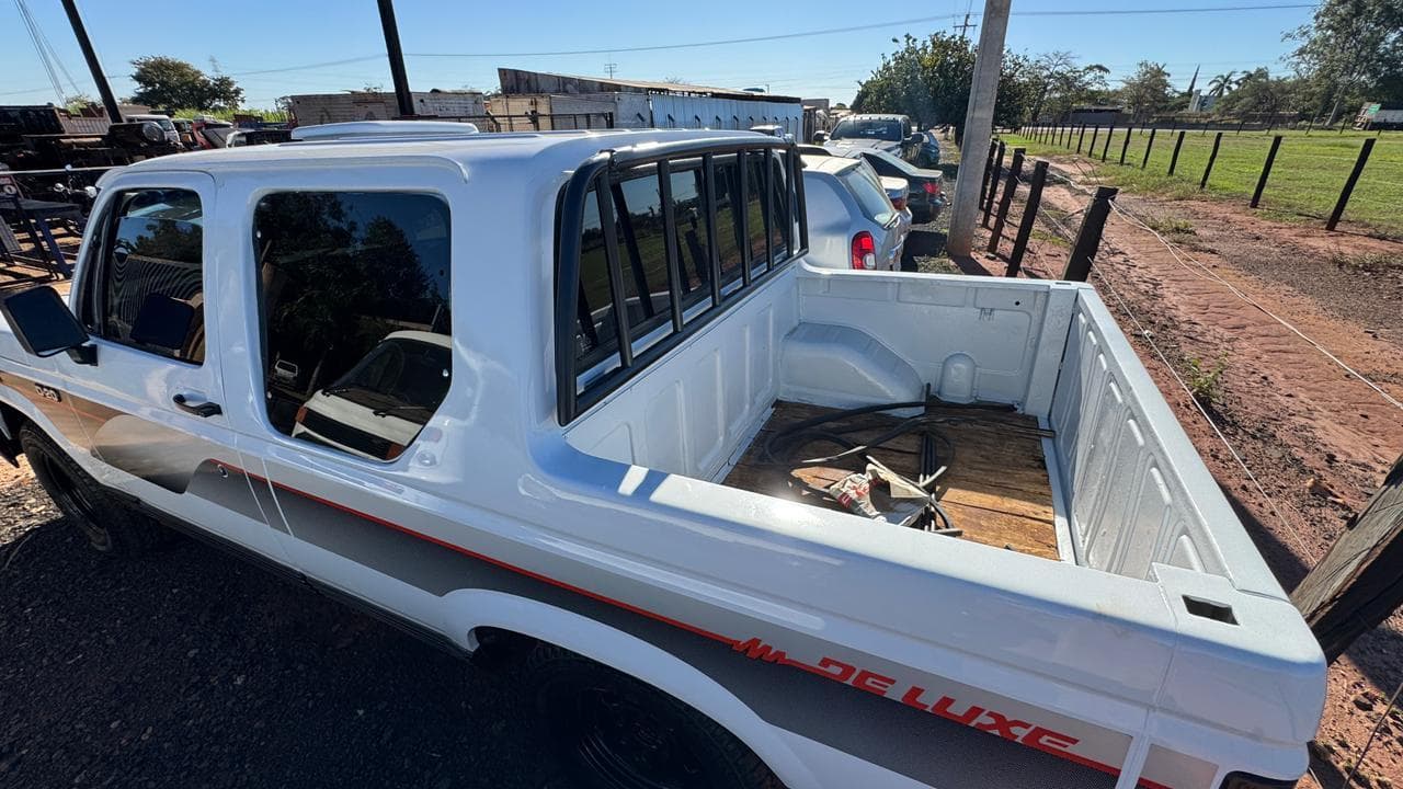 Chevrolet D20 1988 — foto 11