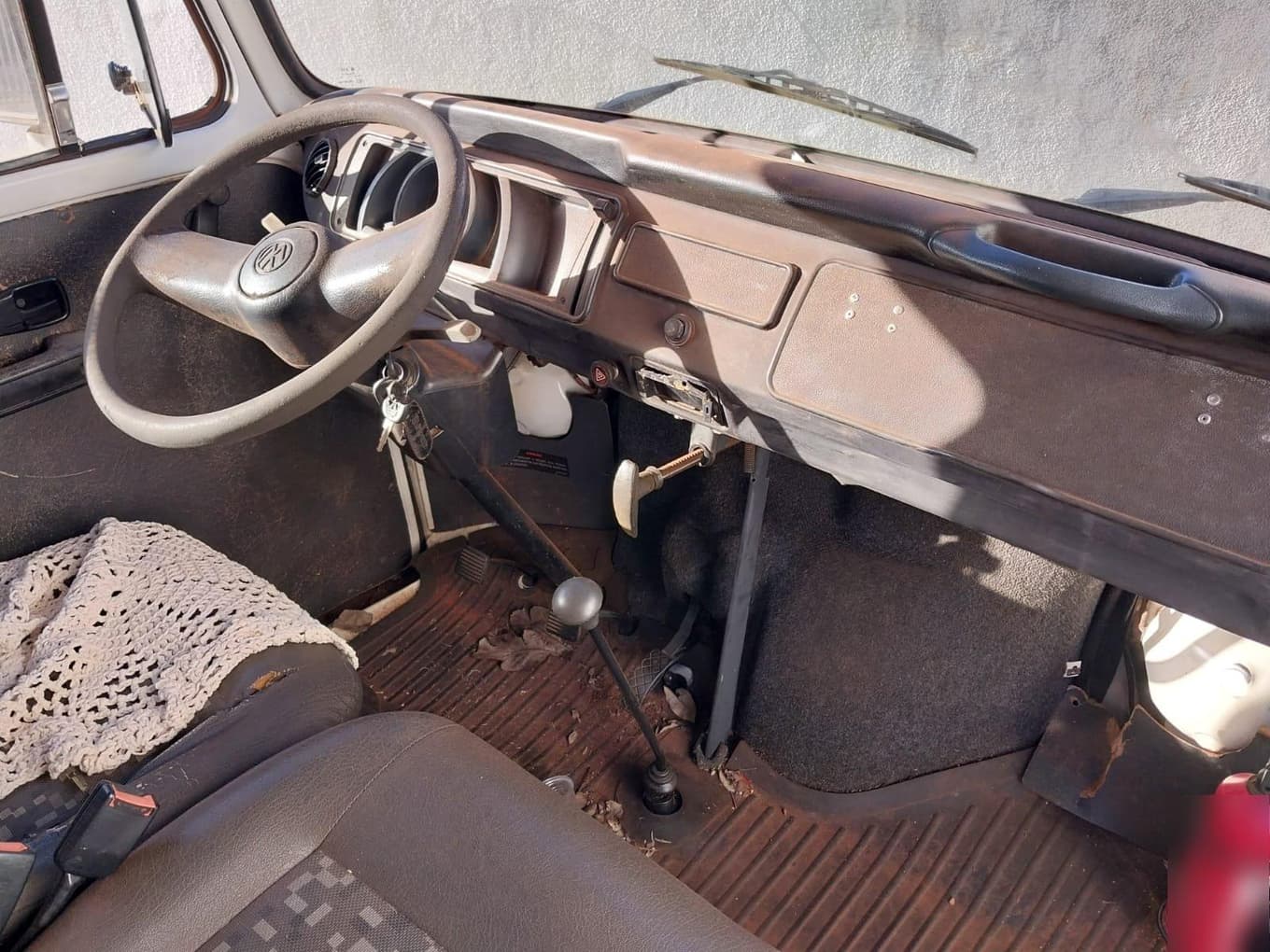 Volkswagen Kombi 1980 — foto 11