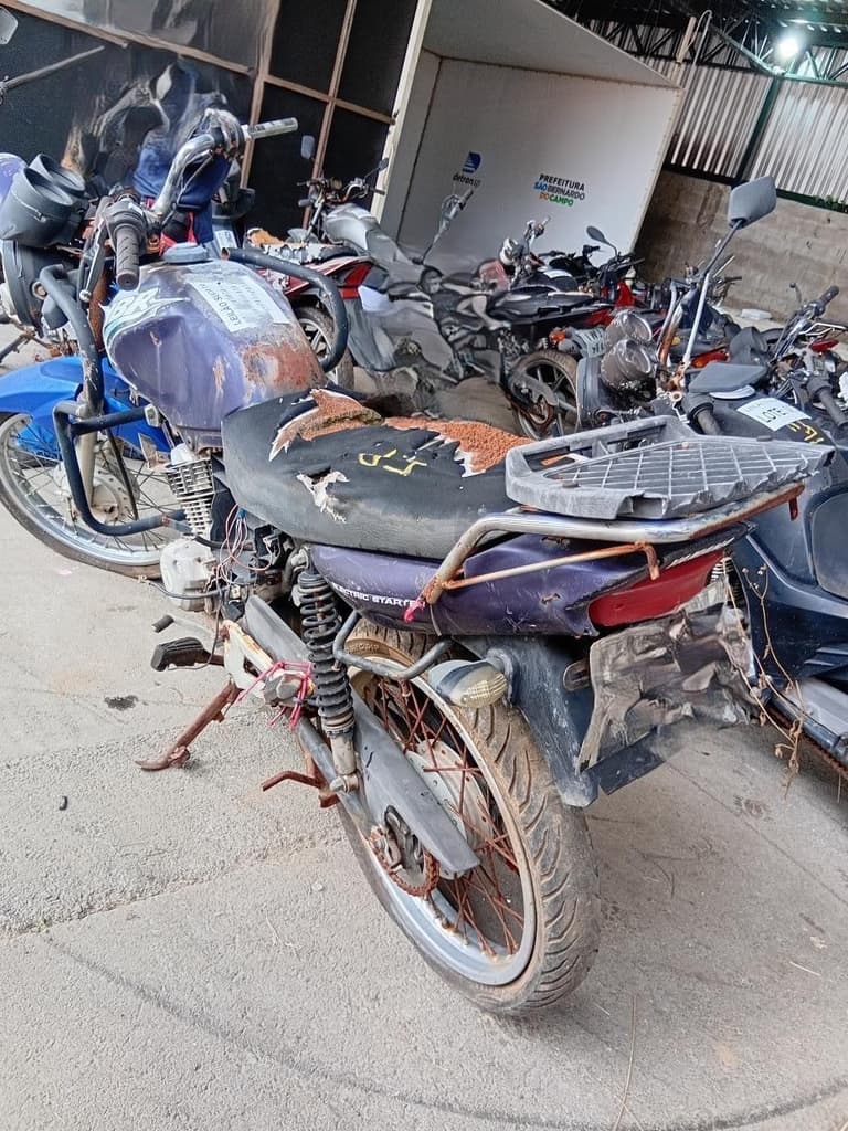Yamaha YBR 125 2002 — foto 2