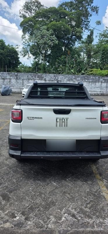 Fiat Strada 2022 — foto 3