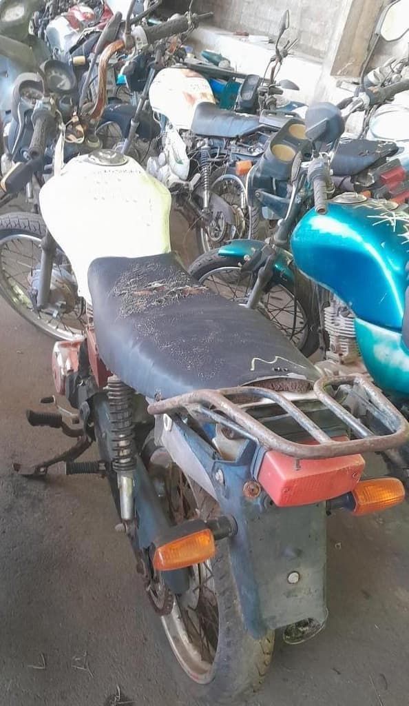 Honda CG 125 2004 — foto 3