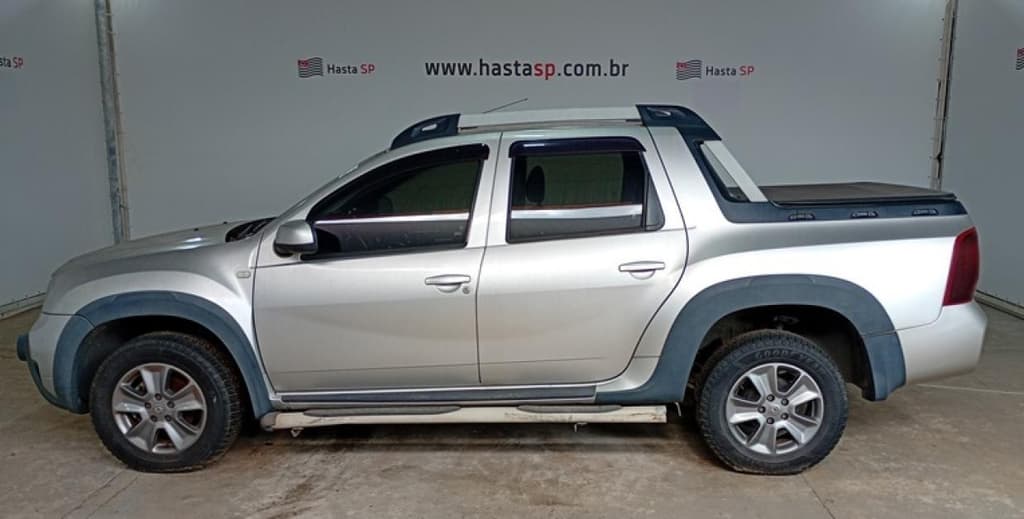 Renault Oroch 20 Dyn42 2020, prata