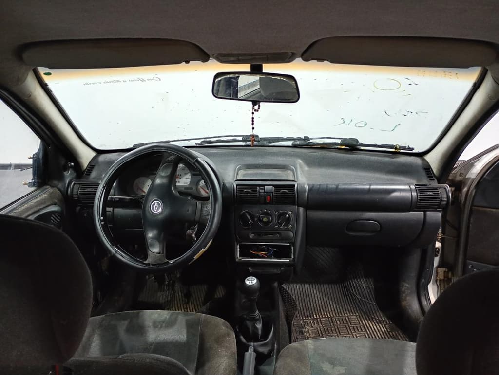 Chevrolet Corsa Milenium 2002 — foto 5