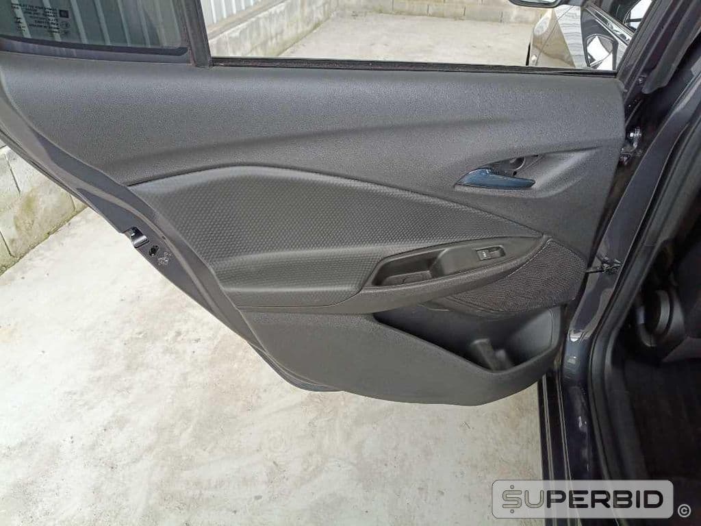 Chevrolet Onix Plus 10tat Pr2, 2025 — foto 17