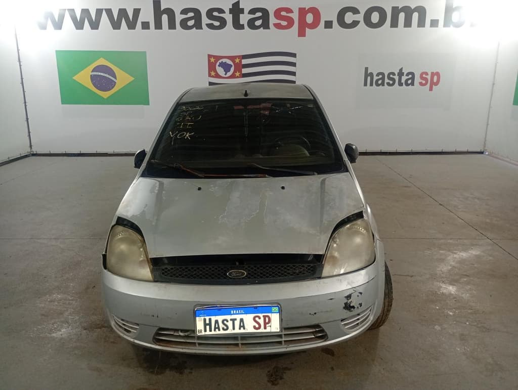 Ford Fiesta 2004 — foto 3