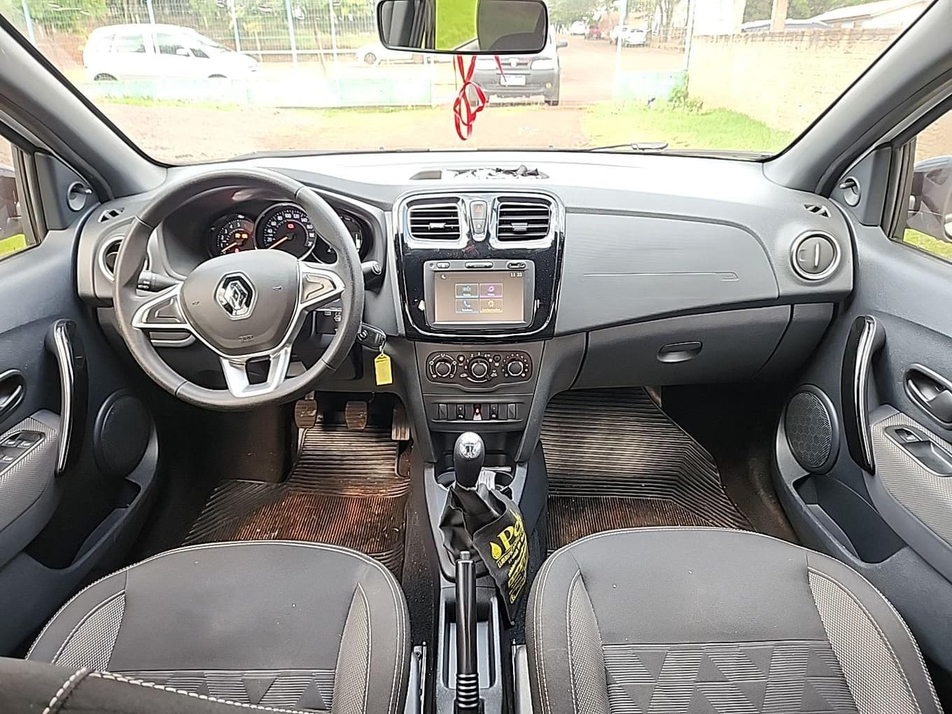 Renault Logan Zen10mt 2023 — foto 9