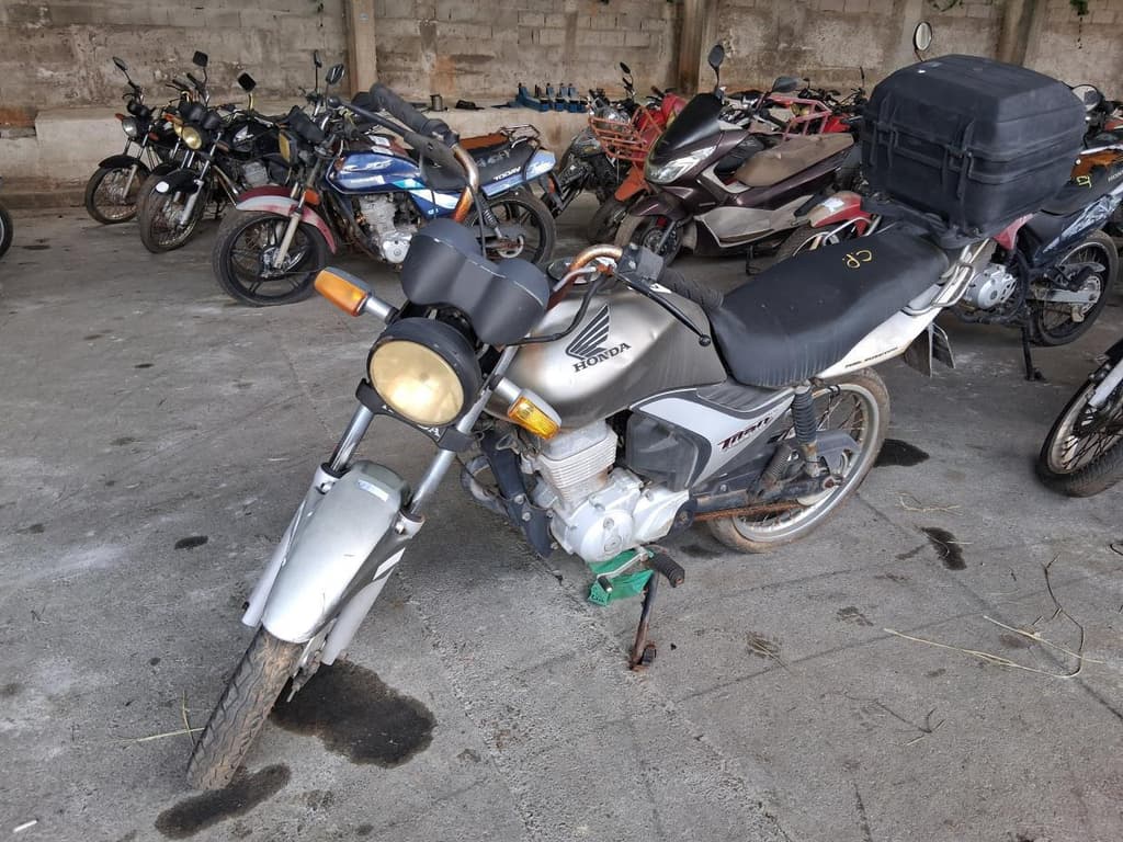Honda CG 150 2010 — foto 2