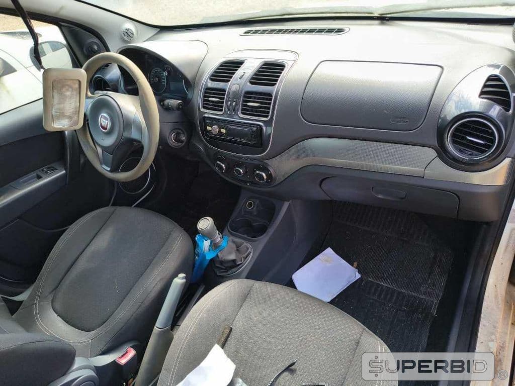 Fiat Siena Attractiv 1.4 2016 — foto 12