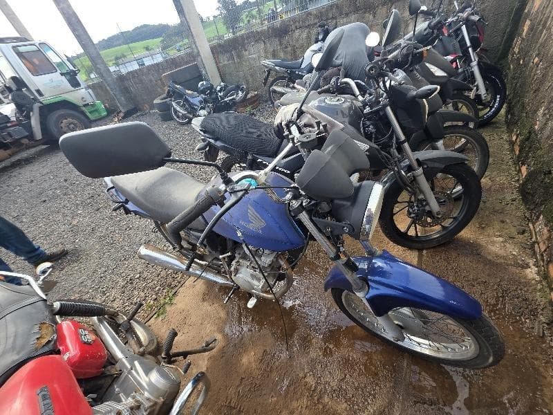Honda CG 150 Titan KS 2005 — foto 1