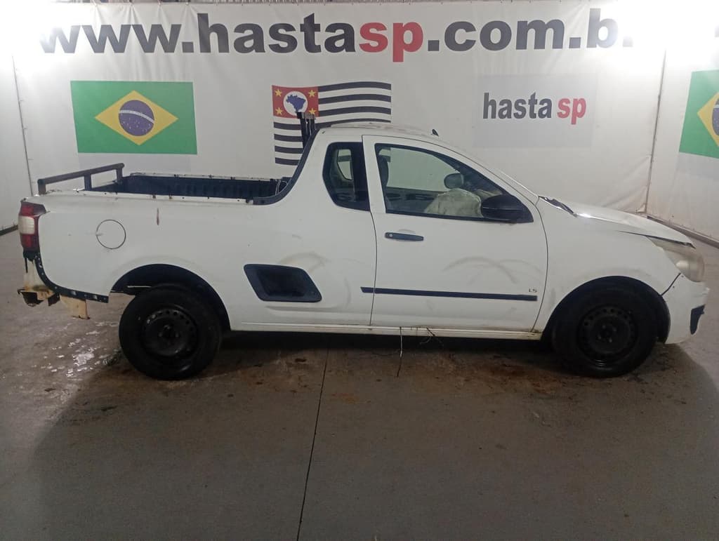Chevrolet Montana LS 2012 — foto 2
