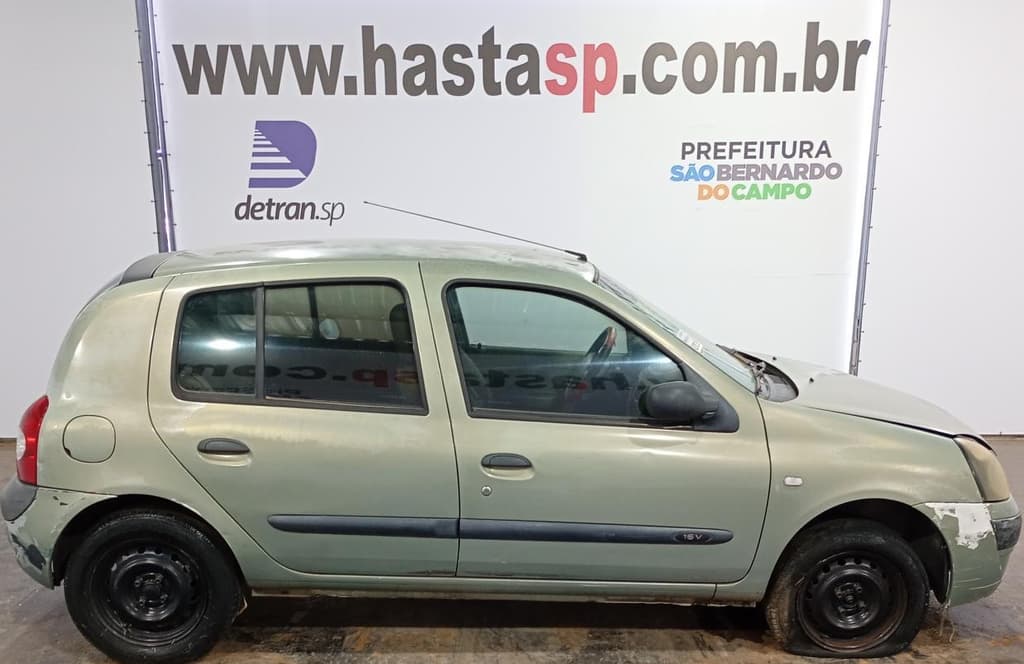 Renault Clio AUT 10 16vh 2004 — foto 1