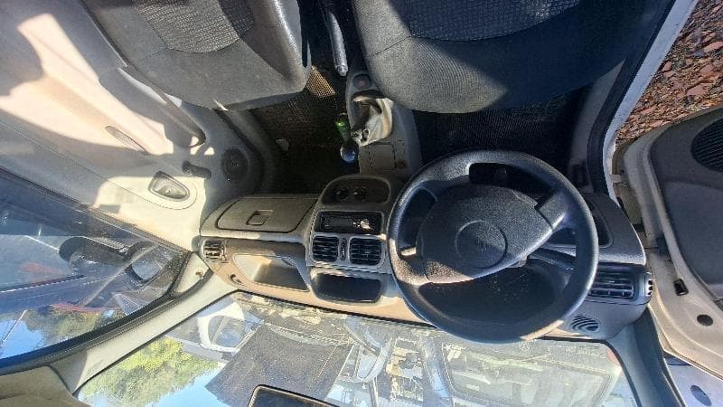 Renault Clio CAM 10h3p 2012 — foto 12