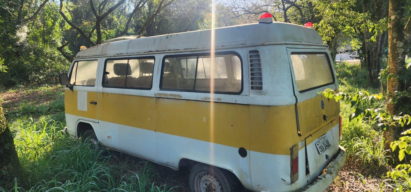 Volkswagen Kombi Escolar 2006 — foto 2