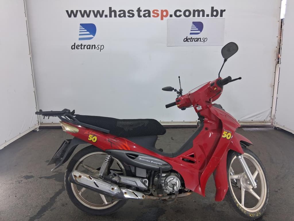 Dafra ZIG 50 2016, vermelha