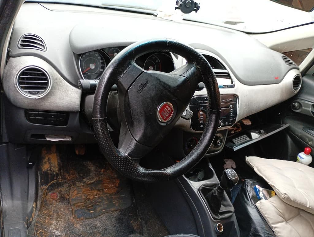 Fiat Punto Attractive 2015 — foto 6