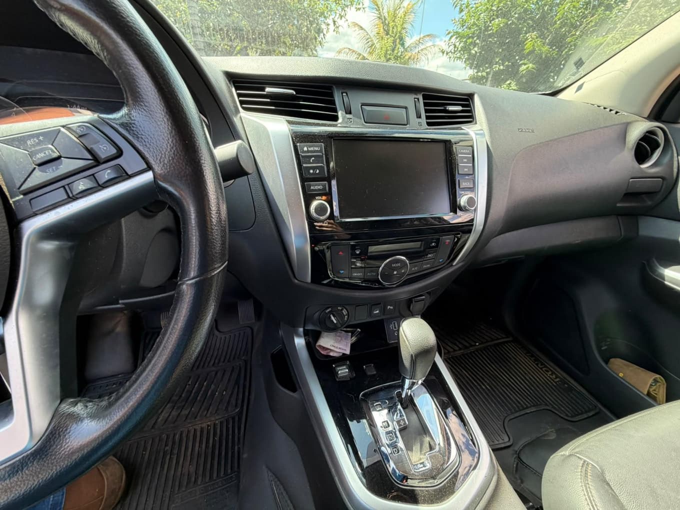 Nissan Frontier XE 4X4 2023
