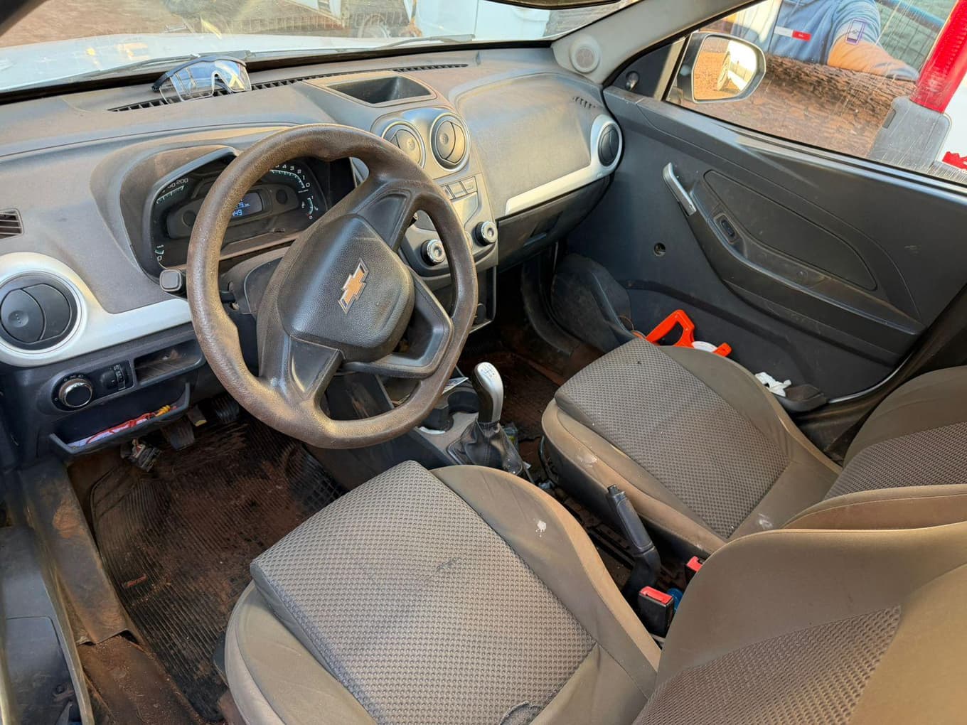 Chevrolet Montana Ls - 2014 — foto 2