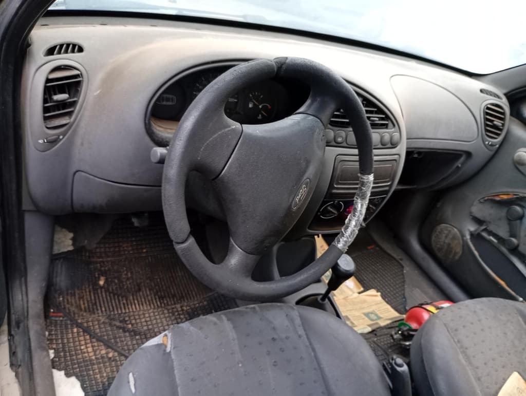 Ford Fiesta Street 2003 — foto 6