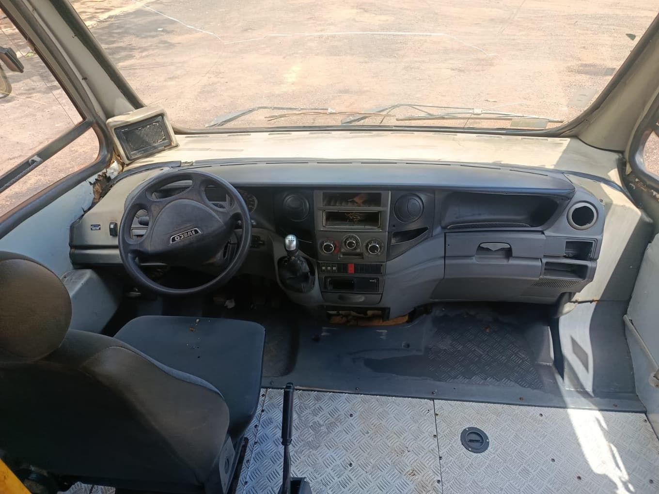 Iveco Cityclass 70c17 2014 — foto 11