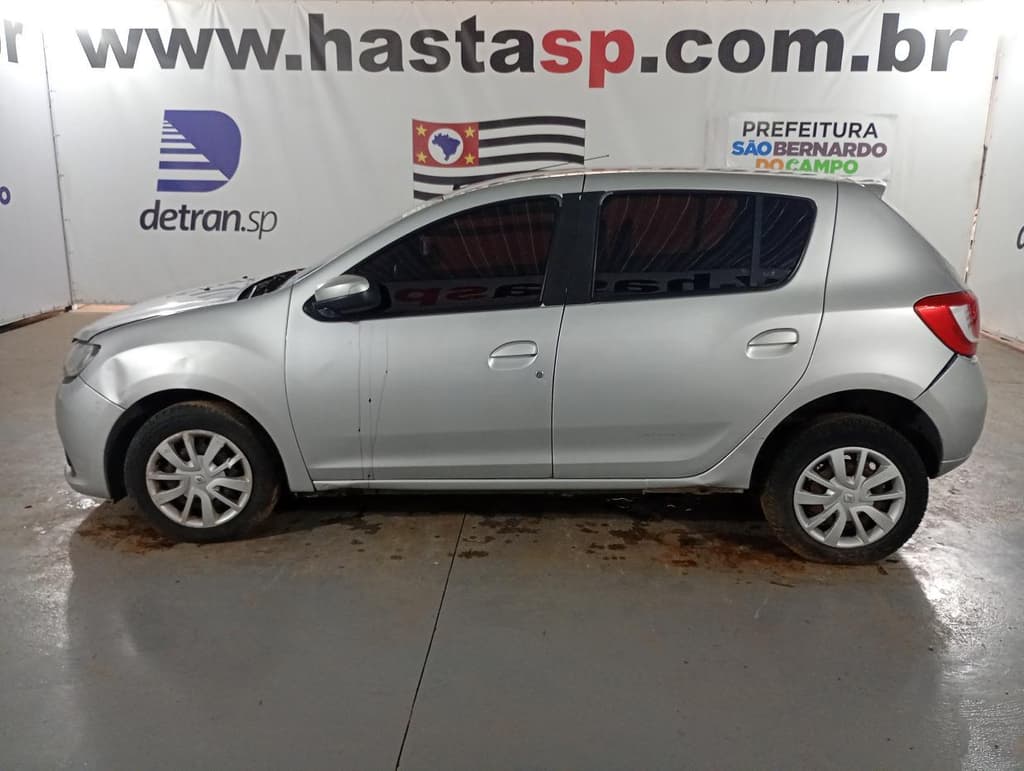 Renault Sandero Expr 10 2017 — foto 2