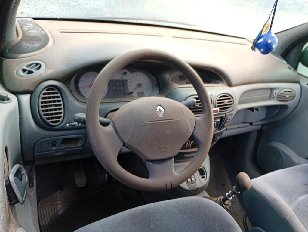 Renault Scenic RXE 2.0 2001 — foto 6